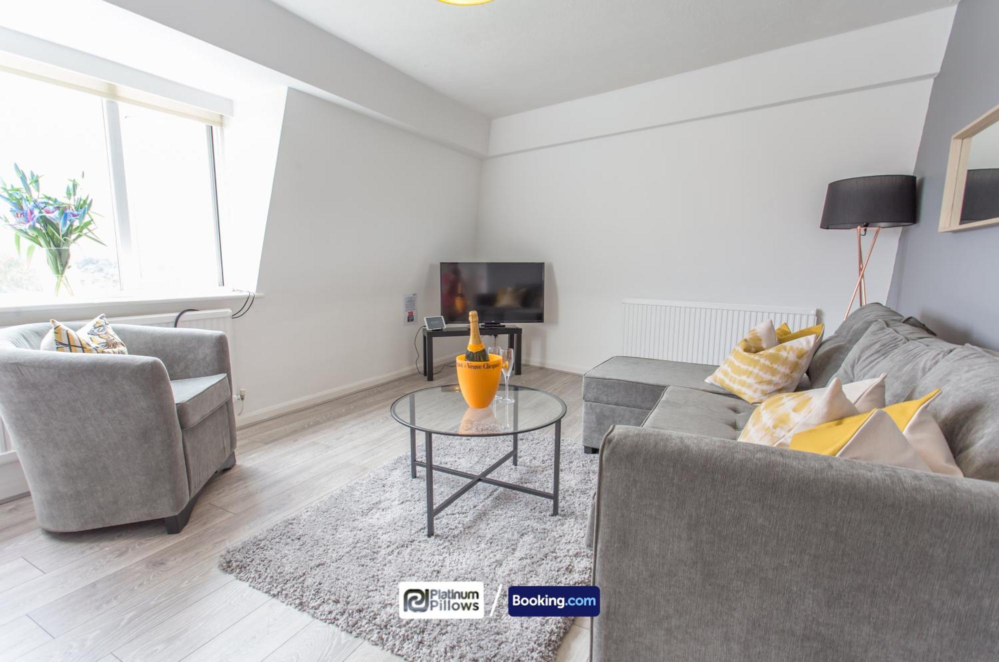 Oxford Apt Near Jr Hospital & Universities, Great Weekly & Long Stay Offers Экстерьер фото