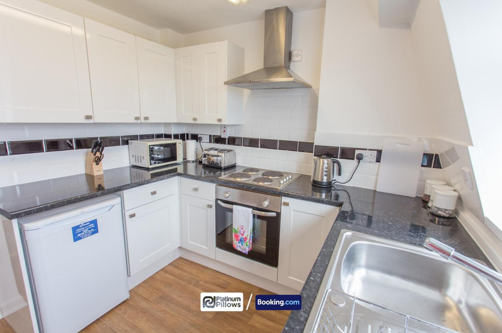 Oxford Apt Near Jr Hospital & Universities, Great Weekly & Long Stay Offers Экстерьер фото