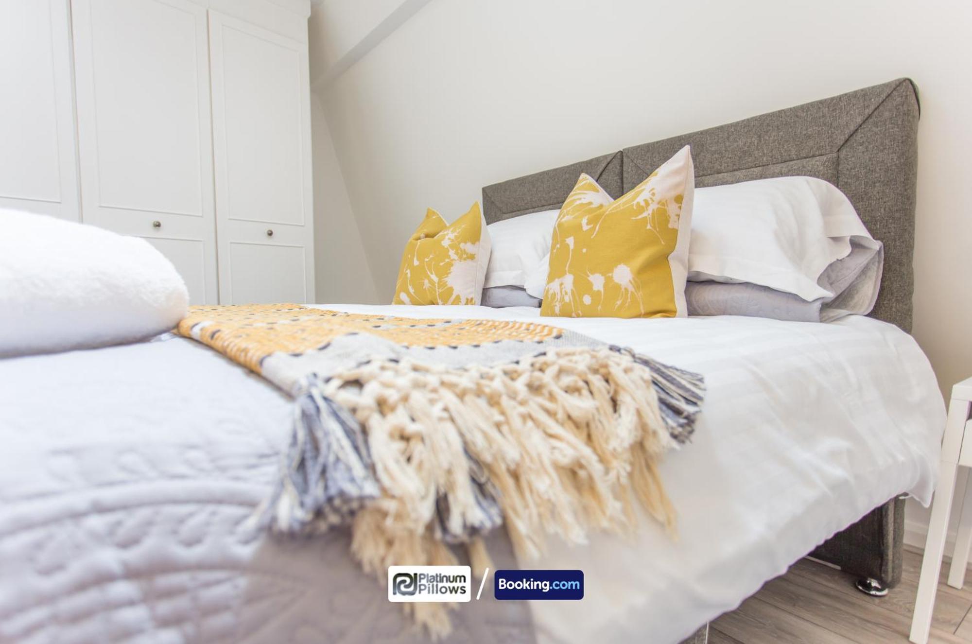 Oxford Apt Near Jr Hospital & Universities, Great Weekly & Long Stay Offers Экстерьер фото