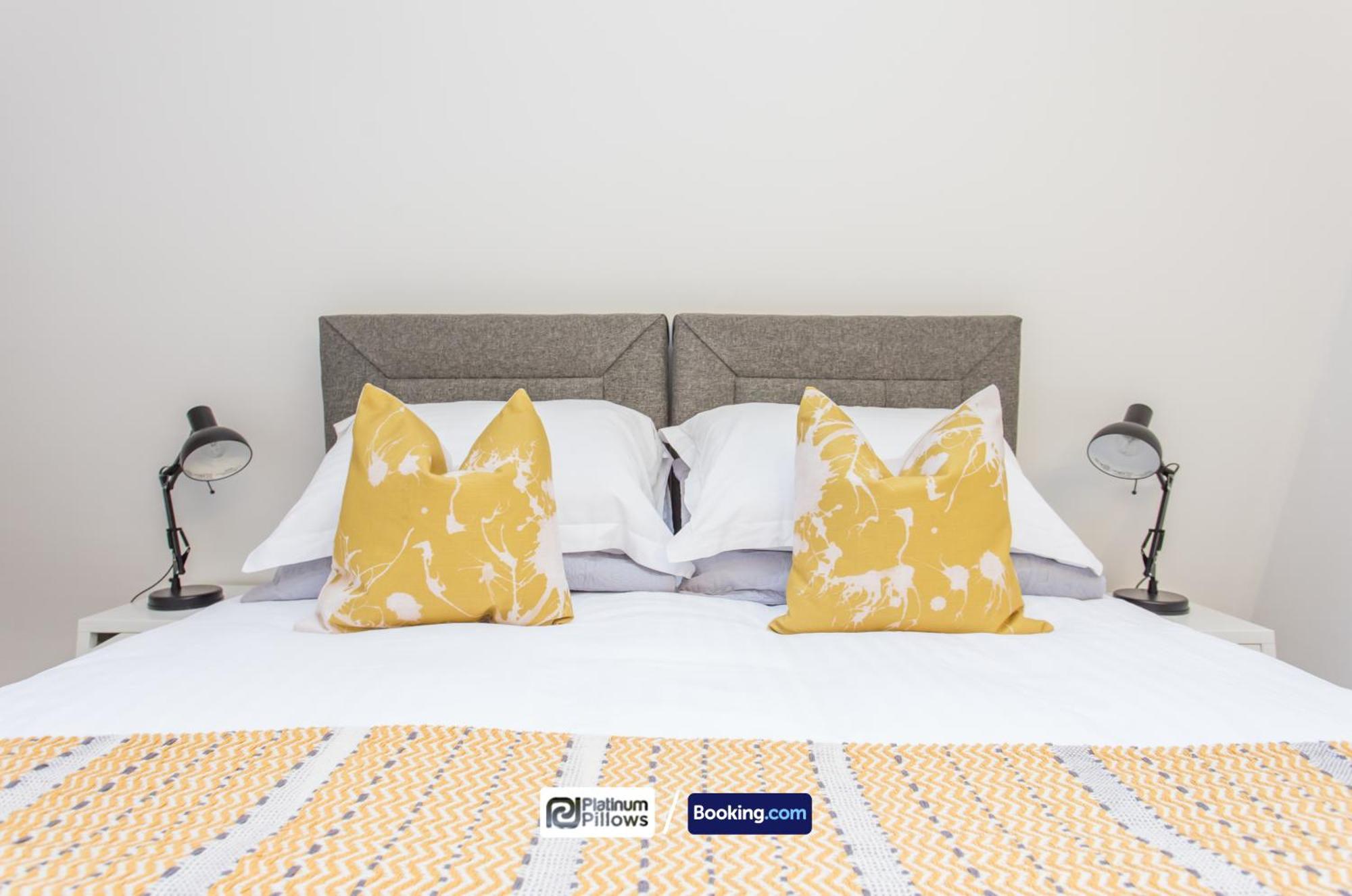 Oxford Apt Near Jr Hospital & Universities, Great Weekly & Long Stay Offers Экстерьер фото