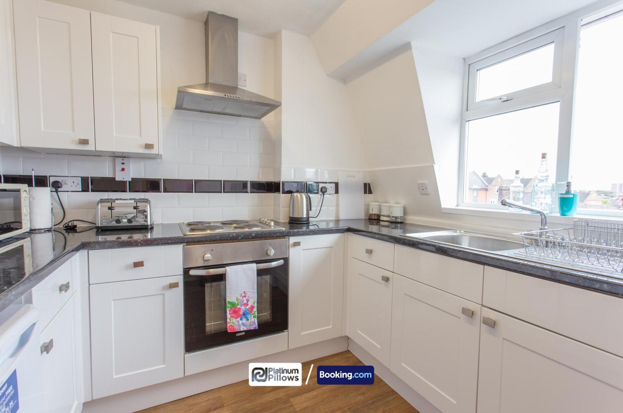 Oxford Apt Near Jr Hospital & Universities, Great Weekly & Long Stay Offers Экстерьер фото